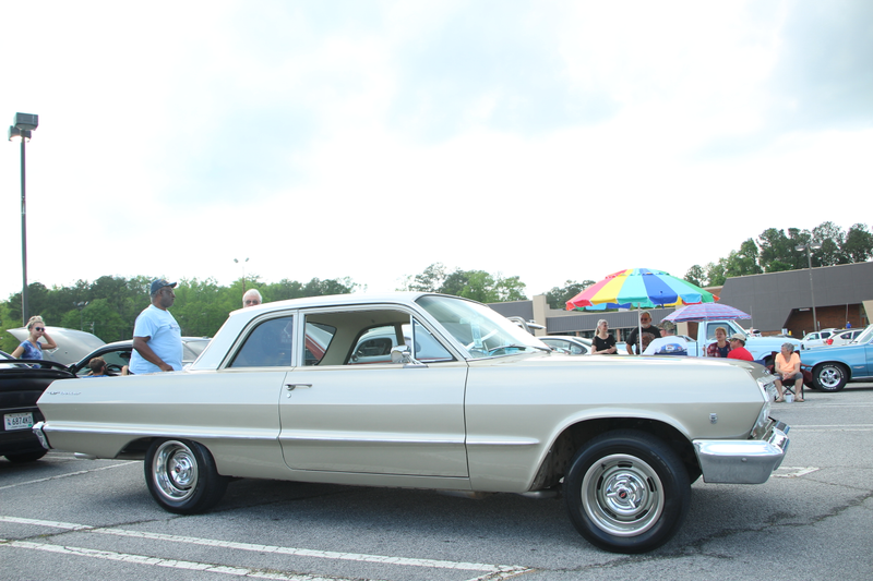 Illustration for article titled Took the Boomer Special to a Chevy Club Cruise In